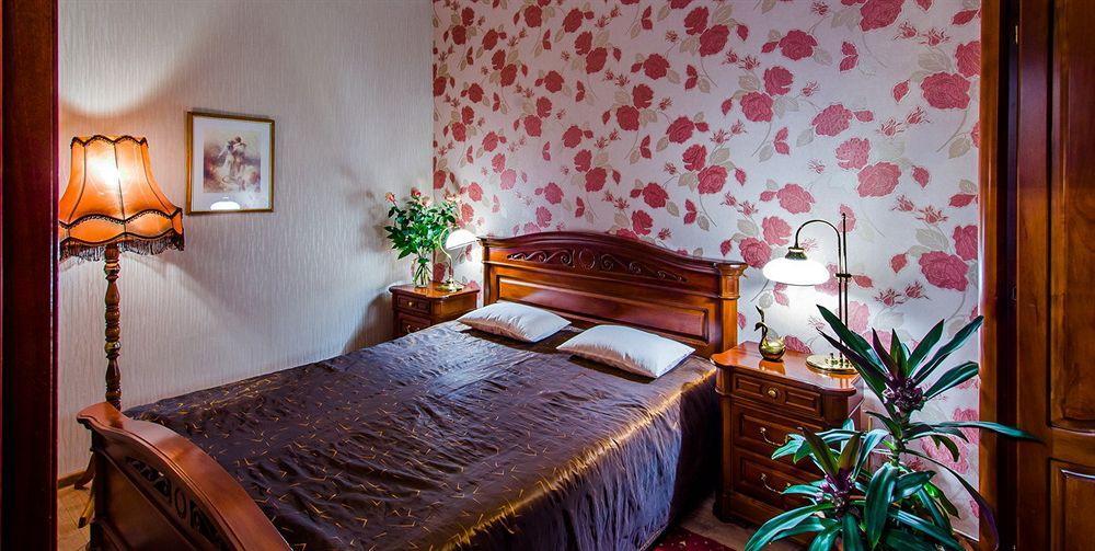 Boutique Apart-Hotel Sherborne Киев Екстериор снимка