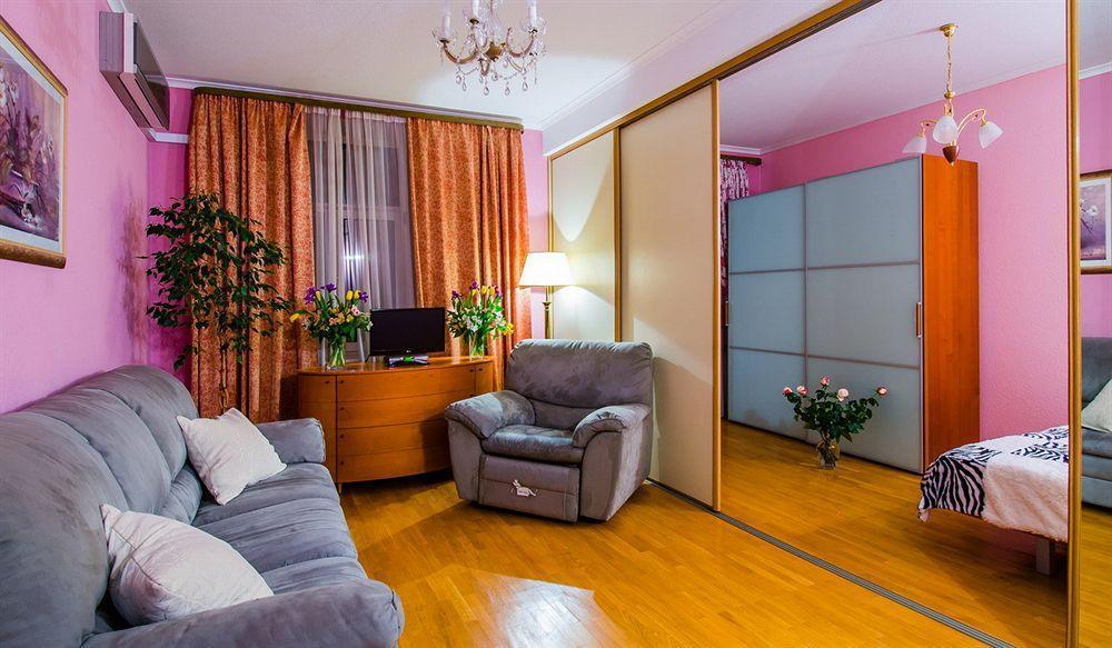 Boutique Apart-Hotel Sherborne Киев Екстериор снимка