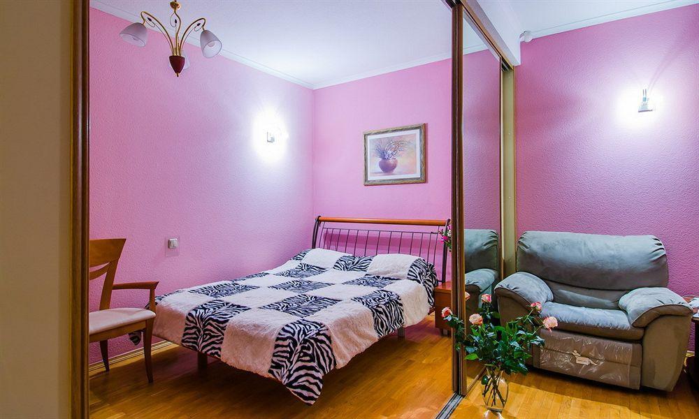 Boutique Apart-Hotel Sherborne Киев Екстериор снимка