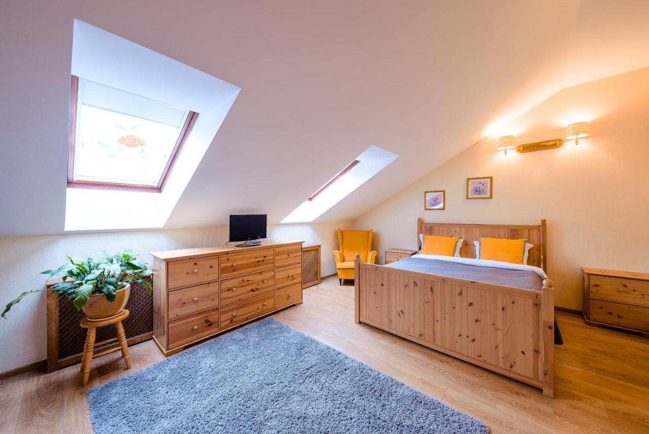 Boutique Apart-Hotel Sherborne Киев Екстериор снимка