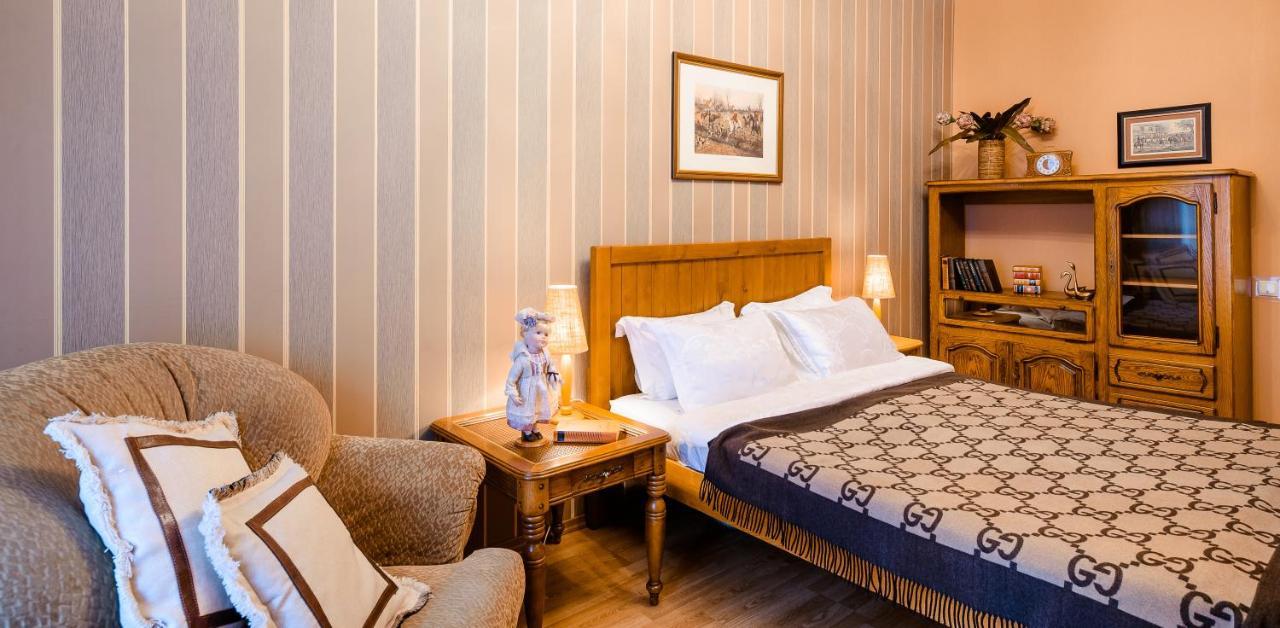 Boutique Apart-Hotel Sherborne Киев Екстериор снимка