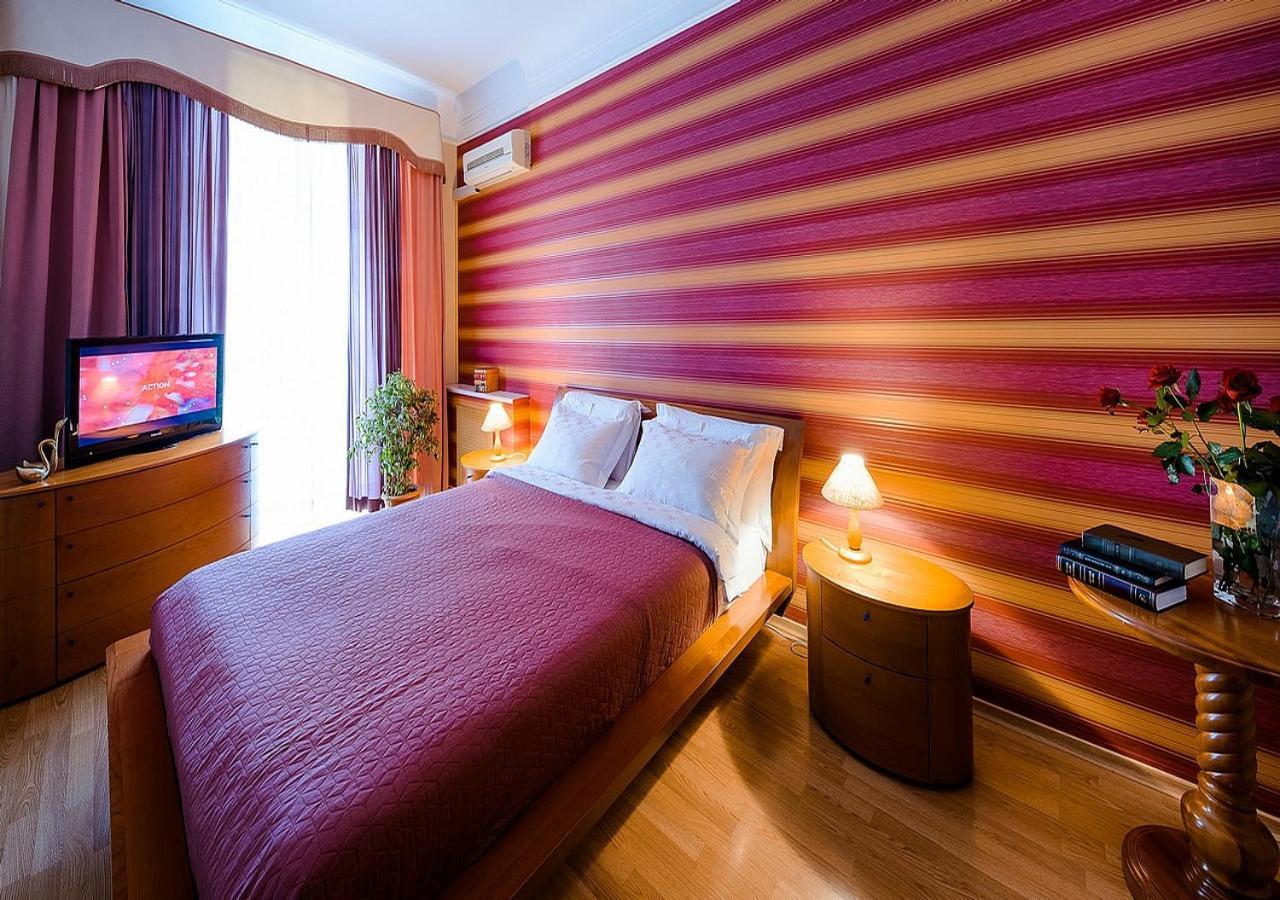 Boutique Apart-Hotel Sherborne Киев Екстериор снимка
